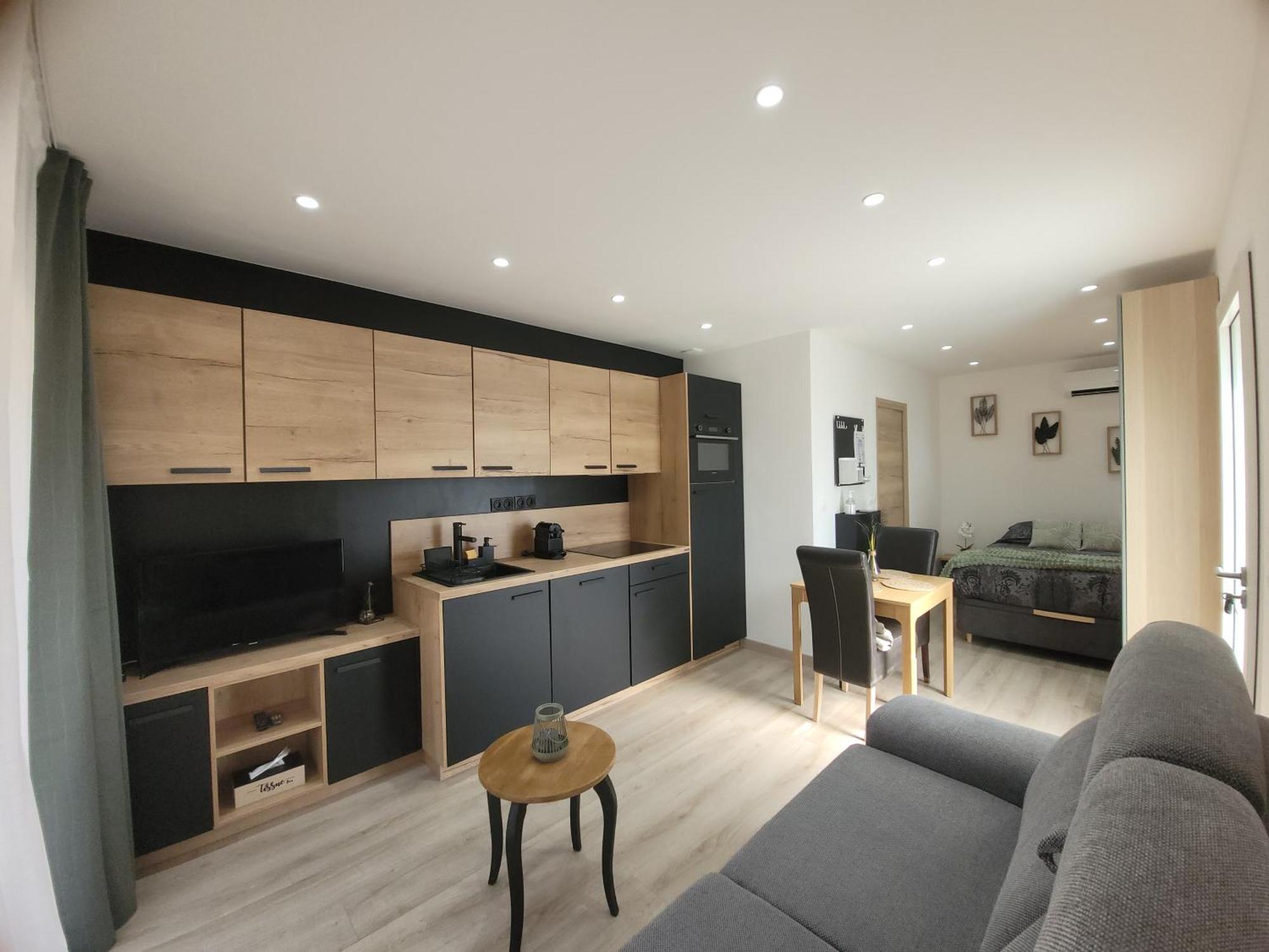 Les Palmiers En Provence Holiday home