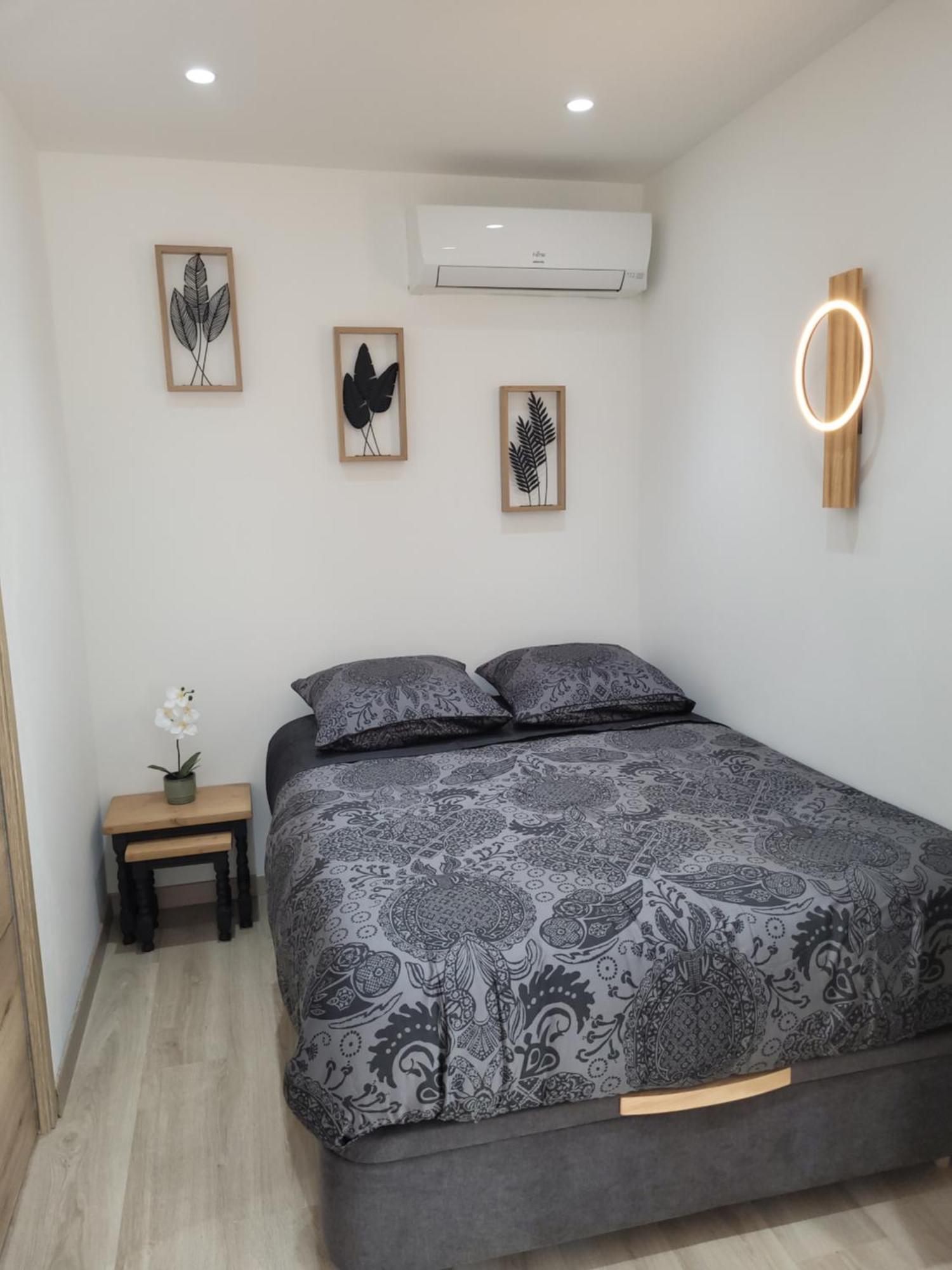 Holiday home Les Palmiers En Provence Besse-sur-Issole